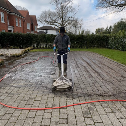 profile picture of Revive Pressure Washing profile picture