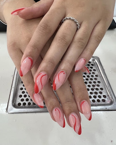 profile picture of Charm Nails and Spa profile picture