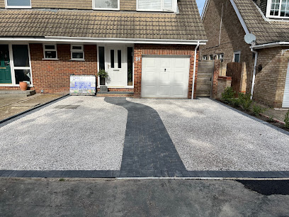 profile picture of Down 2 Earth Drives & Patios Ltd - Herts & Bedfordshire profile picture