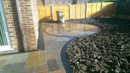 profile picture of Landcraft Paving & Landscaping profile picture