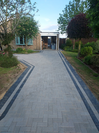 profile picture of Express Driveway Solutions profile picture