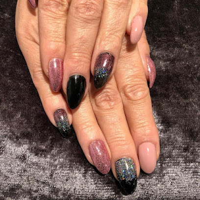 profile picture of Luxurious Nails and Beauty profile picture