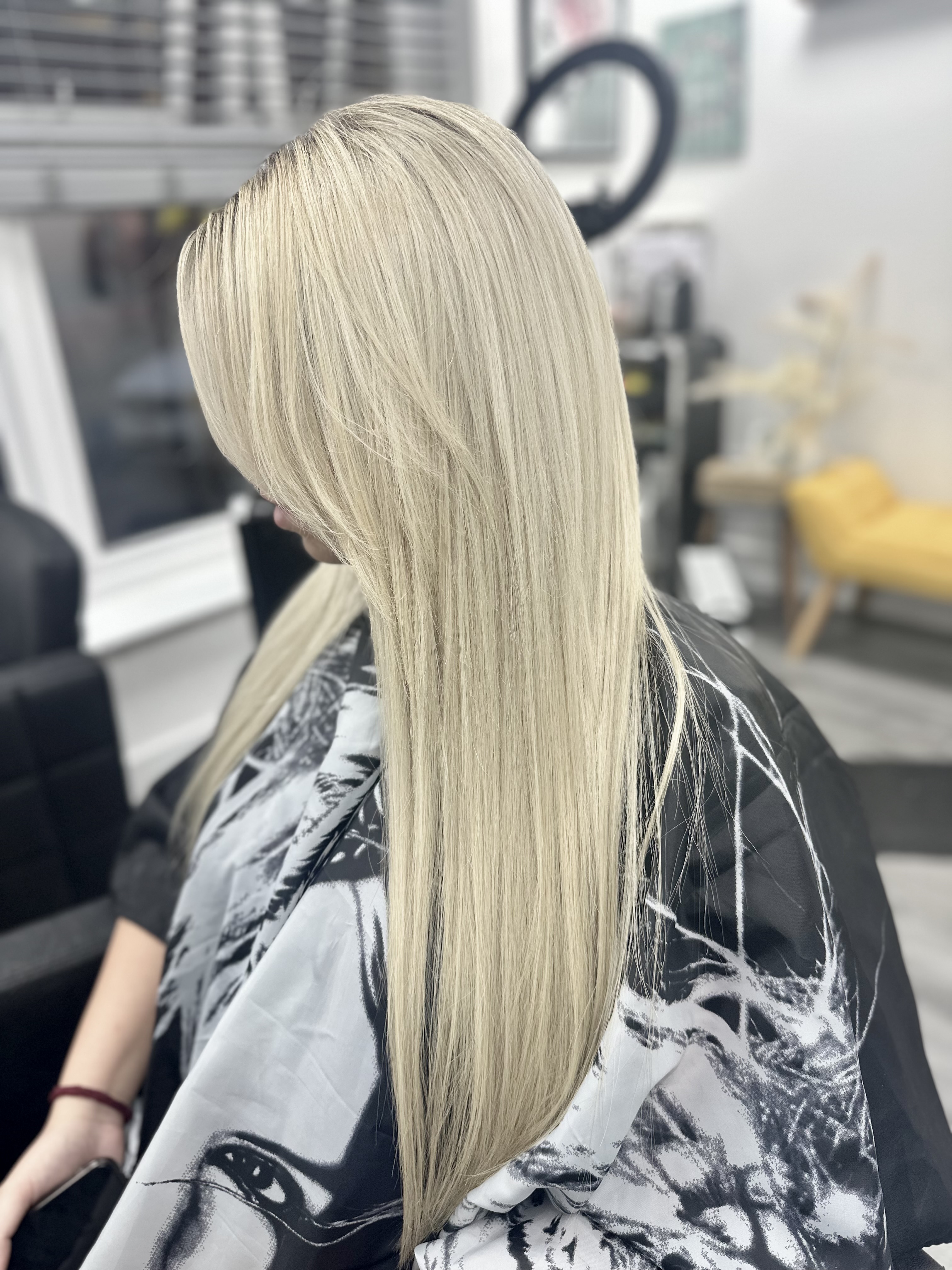 profile picture of VANDA HAIRDRESSER