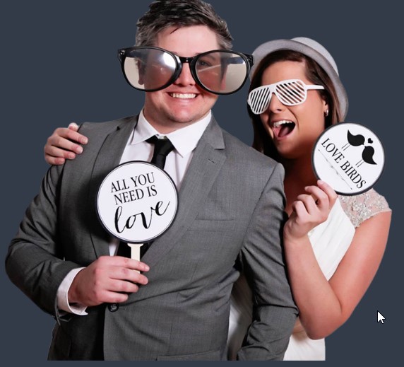 profile picture of Prop & Pose Photo Booths