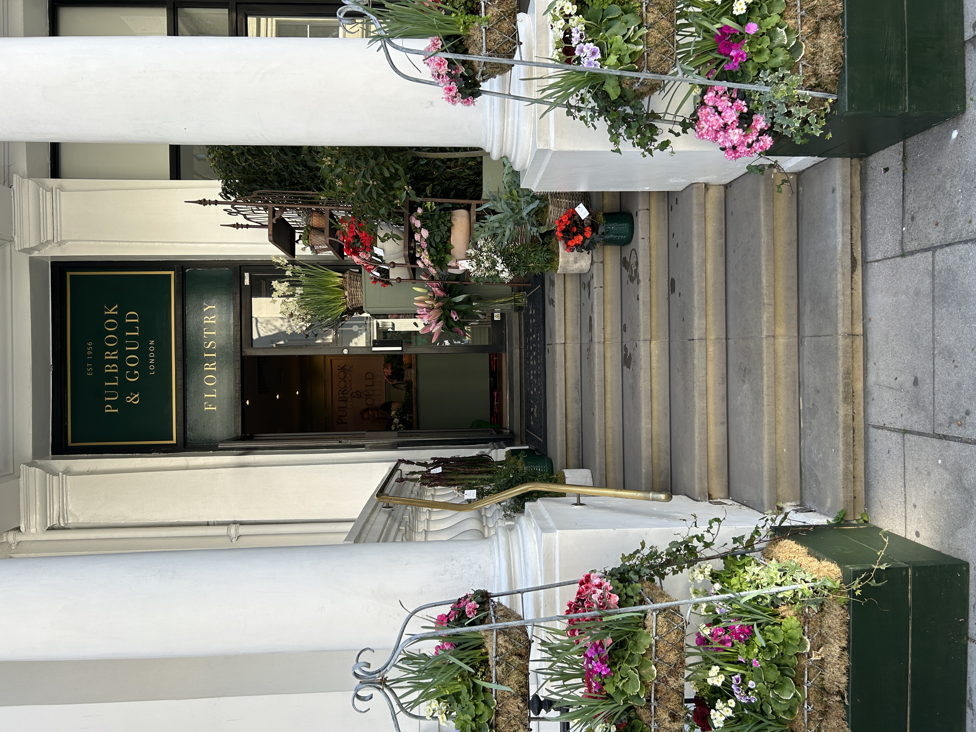 profile picture of Pulbrook & Gould Flowers London
